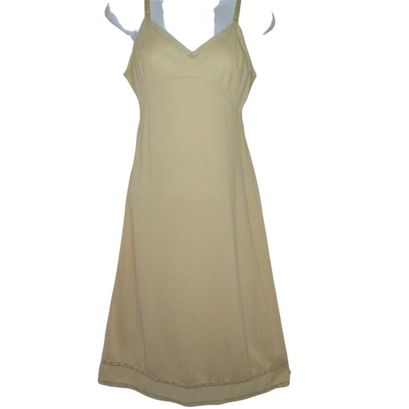 Vintage JC Penny Full Length Dress Slip S Beige Nylon Lace Trim Glam Pin Up USA - Picture 4 of 10